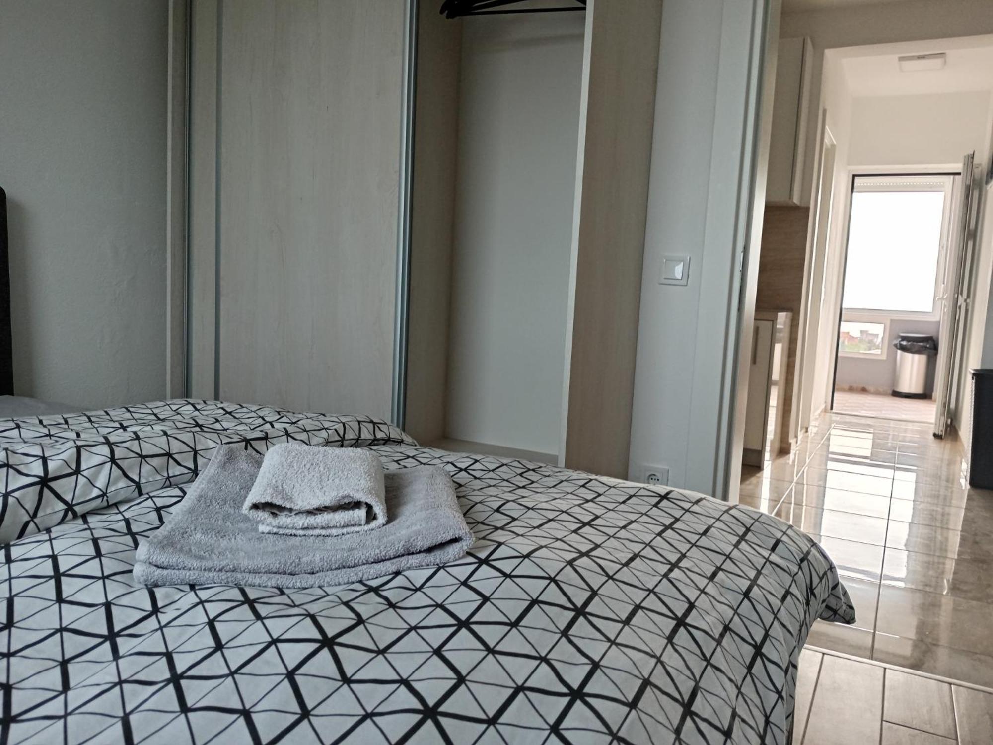 Villa Roki Ravanj Exteriér fotografie